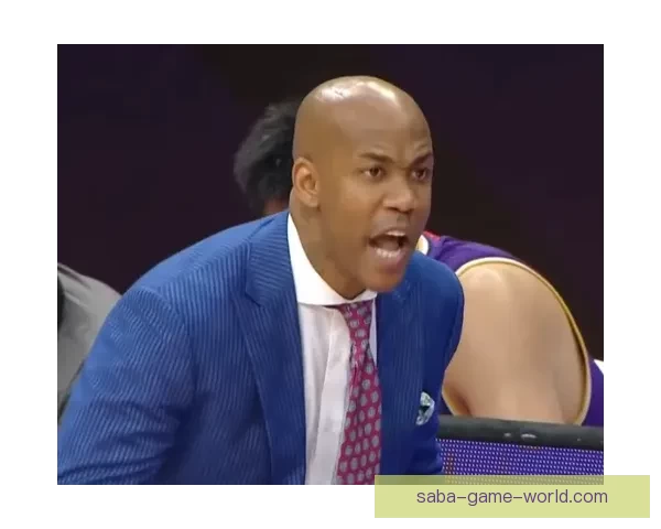 艾维情绪失控言行激烈引争议令人联想到马布里与凯-琼斯